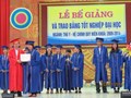 Lễ bế giảng và trao bằng tốt nghiệp đại học 