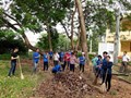 Tuổi trẻ Nhà trường phát động ra quân tổng vệ sinh môi trường đón tết Mậu Tuất