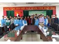 Trao 20 suất học bổng cho sinh viên nghèo vượt khó