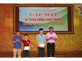 Tuyên dương khen thưởng các cháu học sinh con CBVC có thành tích xuất sắc trong học tập