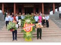 Trường Đại học Nông Lâm dâng hương, đặt vòng hoa tưởng nhớ các Anh hùng liệt sỹ